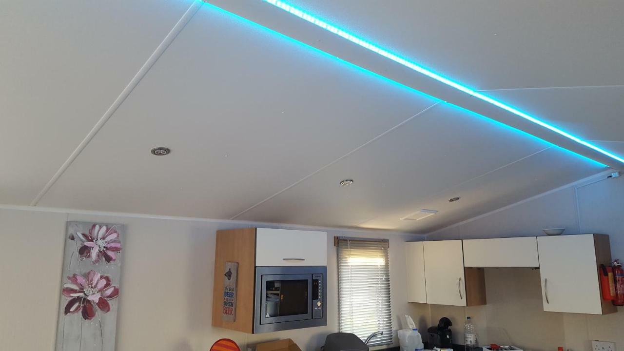 Haven Marton Mere Luxury Autism Friendly Caravan แบล็คพูล ภายนอก รูปภาพ